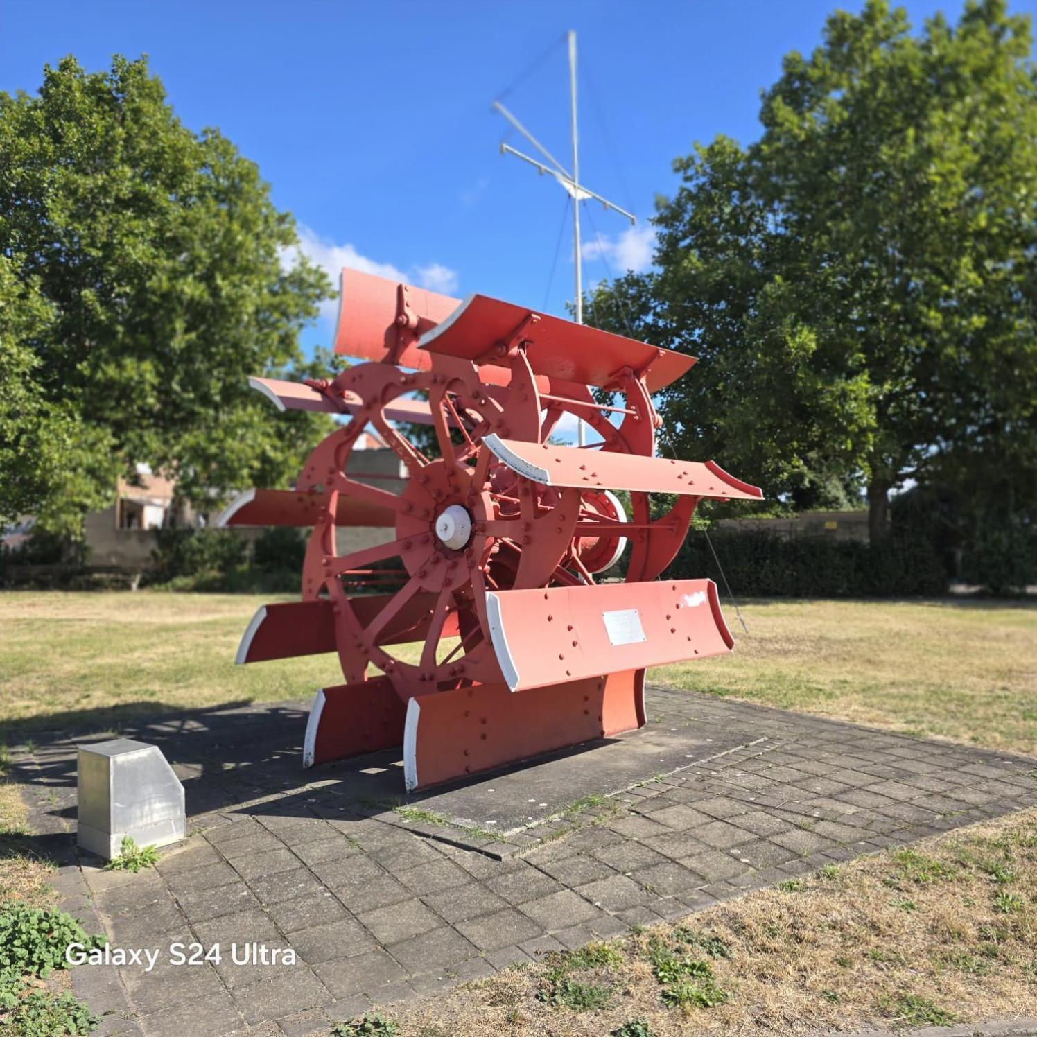 City Apart - Fewo Klimaanlage Whirpool Panoramafenster 5 Personen Kulturdenkmal デッサウ エクステリア 写真
